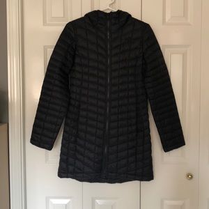 The North Face Zip-Up Rain Coat in Black (NWOT)